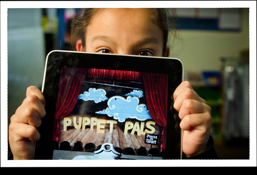 Storytelling in Puppet Pals 2